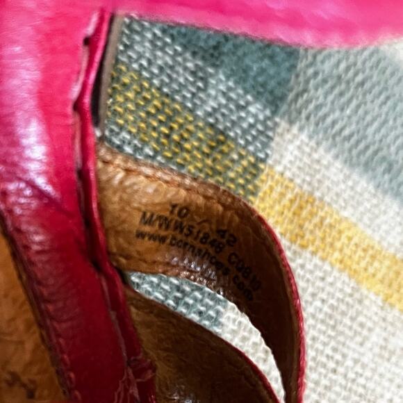 Born Fuchsia Leather Sandals with Floral Design - Picture 8 of 9